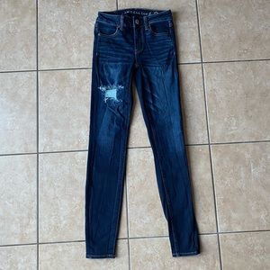 American Eagle distressed stretch jegging jeans